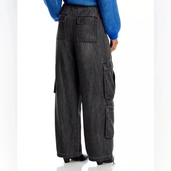 NWT BLANK NYC Chambray Drawstring Cargo Pants - Picture 2 of 6